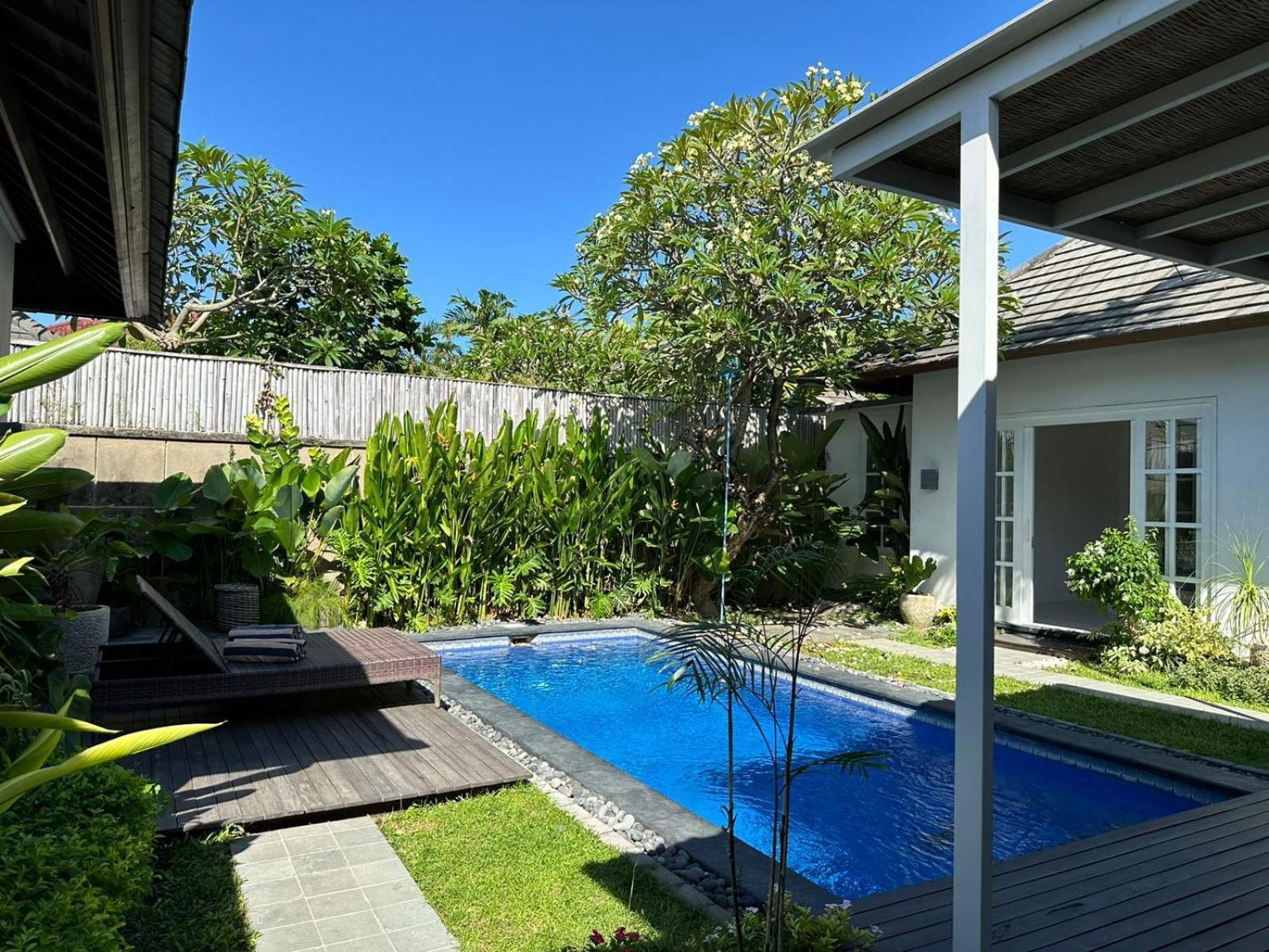 Villa Alam Biru II Sanur Buitenkant foto